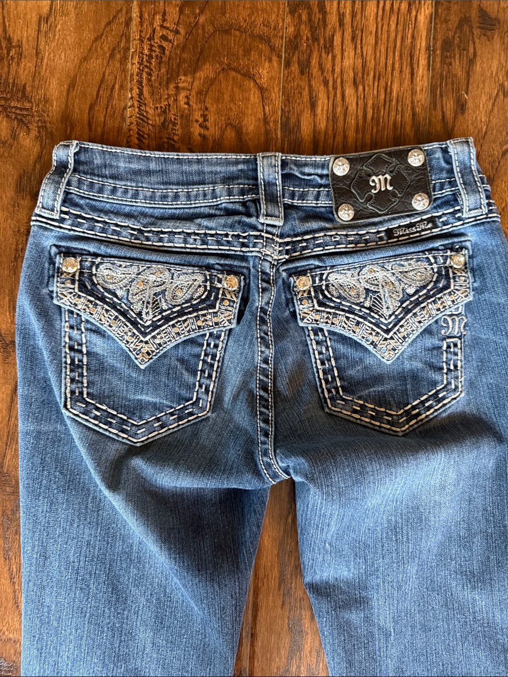 Miss Me Mid Rise Bootcut jeans, size 26 - Picture 4 of 5
